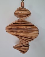 Windspiel aus Holz - Windspirale - Holzspirale, Länge 35 cm - Geflammt und Lasiert