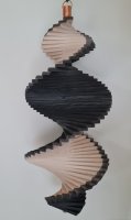 Windspiel aus Holz - Windspirale - Holzspirale, Länge 55 cm - Farbton Grau - Natur