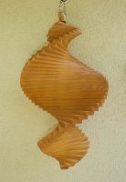 Windspiel aus Holz - Windspirale - Holzspirale, Länge 55 cm - Lasiert, Farbton Kiefer