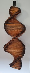 Windspiel aus Holz - Windspirale - Holzspirale, Länge 70 cm - Kiefer - Rand geflammt