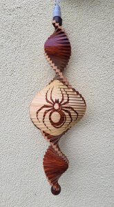 Wind Spinning Wood Spiral, Length 70 cm - Spider